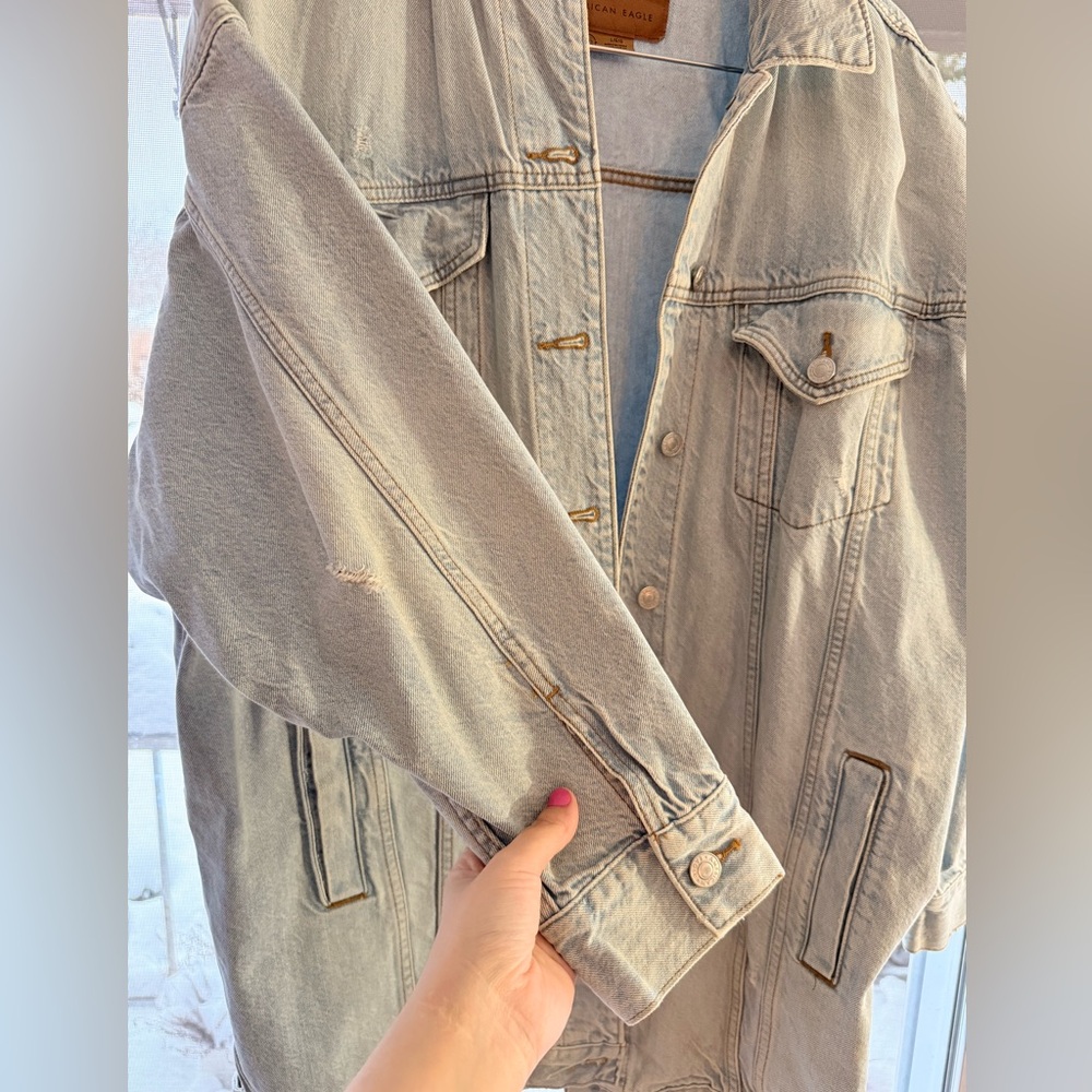 American Eagle Outfitters Light Blue Denim Jacket - Picture 3 of 7